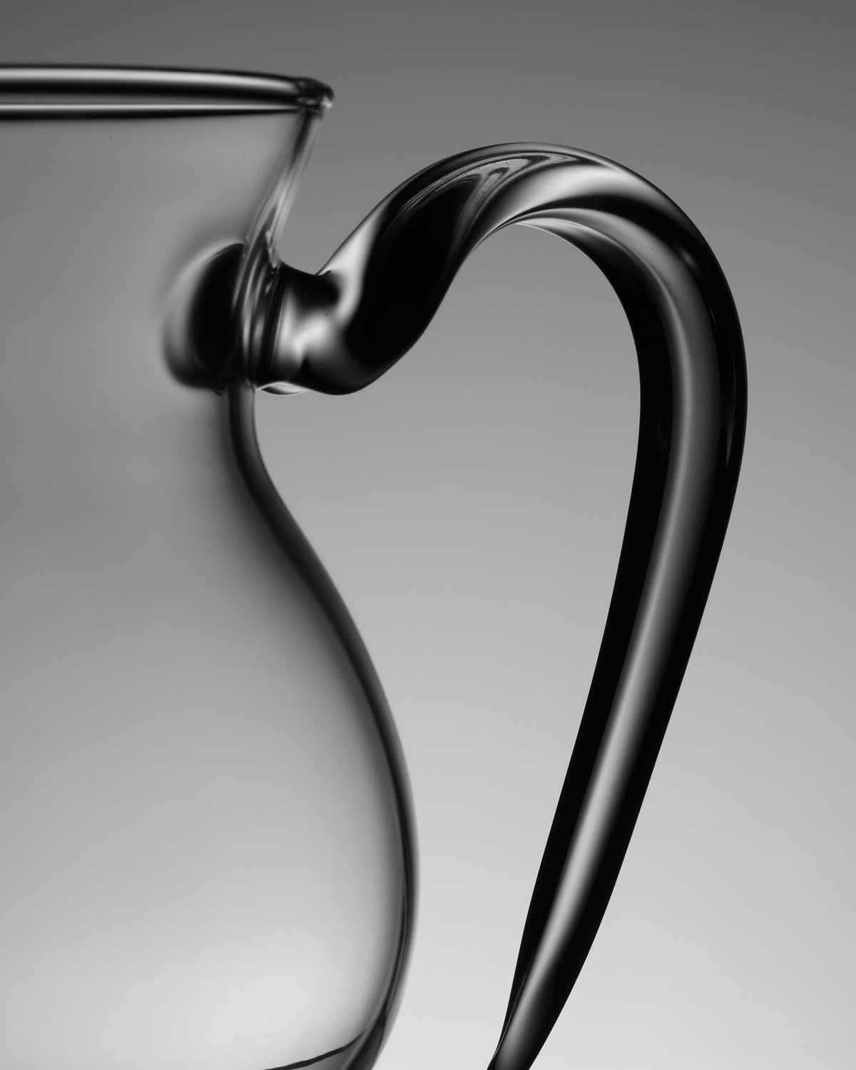CCCLAY Floating Life – 450 ml Lampworked Glass Coffee Server