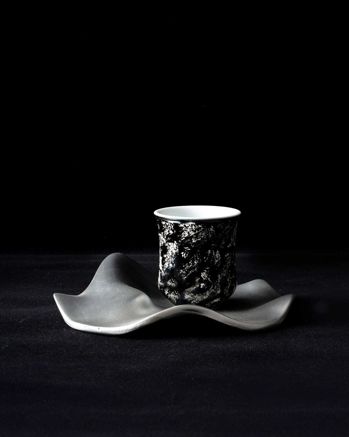 CCCLAY Liquid Silver Hand-Brushed Silver – Medium Sensory Coffee Cup