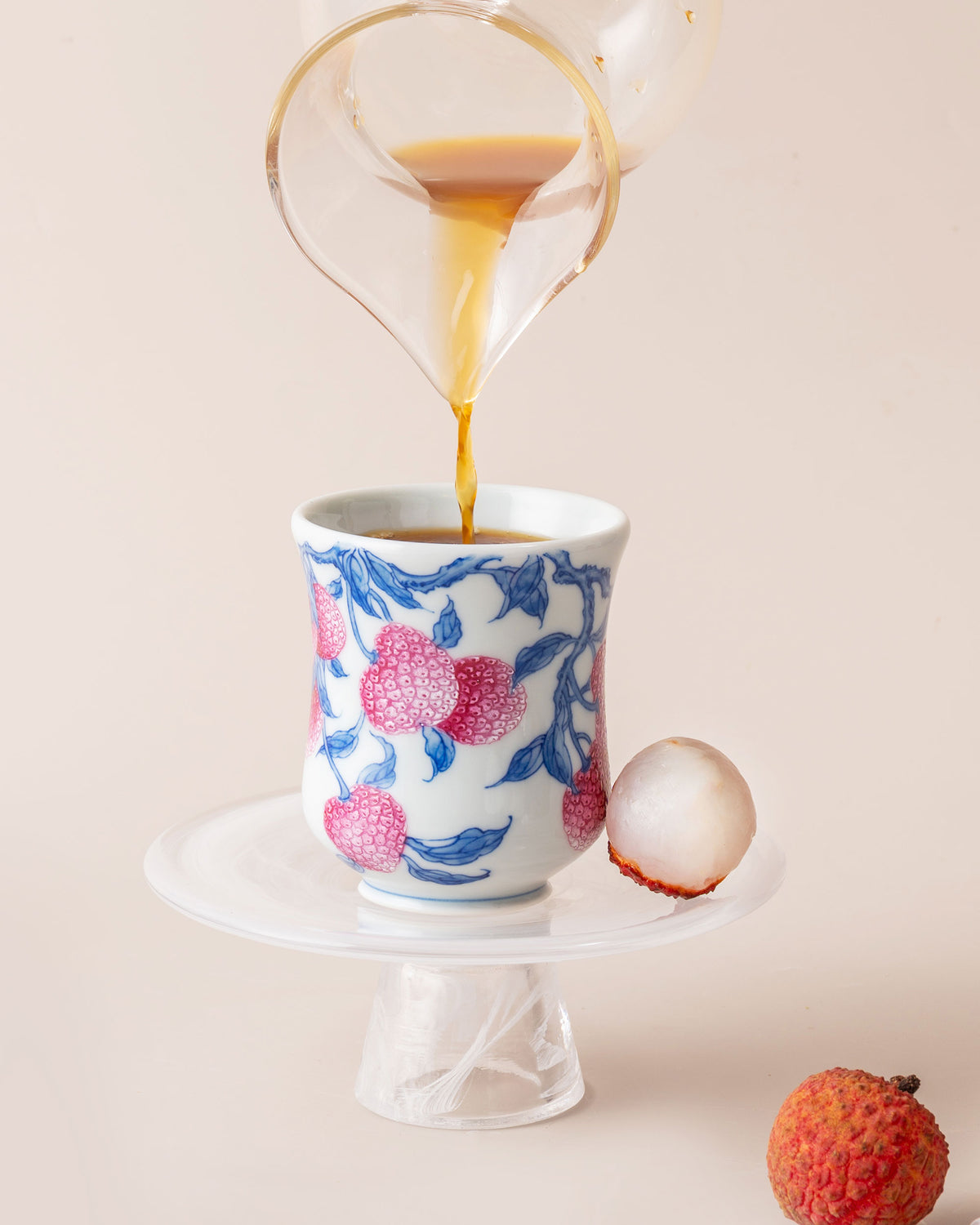 CCCLAY Lychee Blush Qinghua & Famille Rose – Medium Sensory Coffee Cup