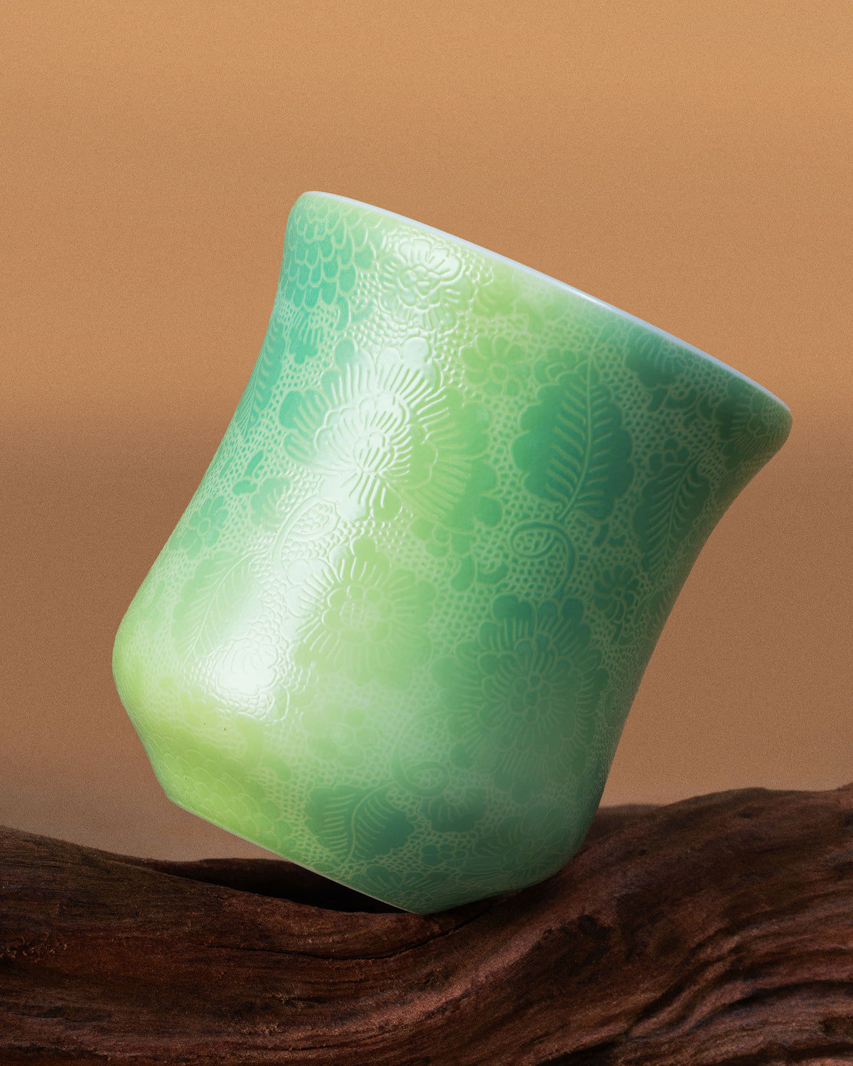 CCCLAY Mint Lace Hand-Carved – Medium Sensory Coffee Cup