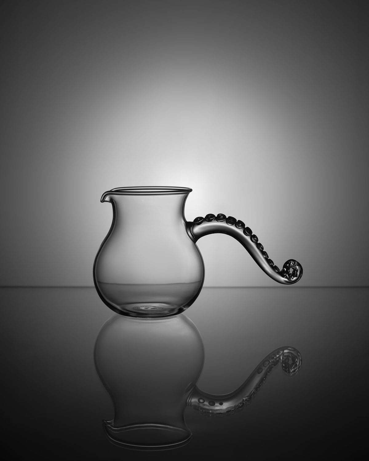 CCCLAY Clear Octopus – 400 ml Lampworked Glass Coffee Server