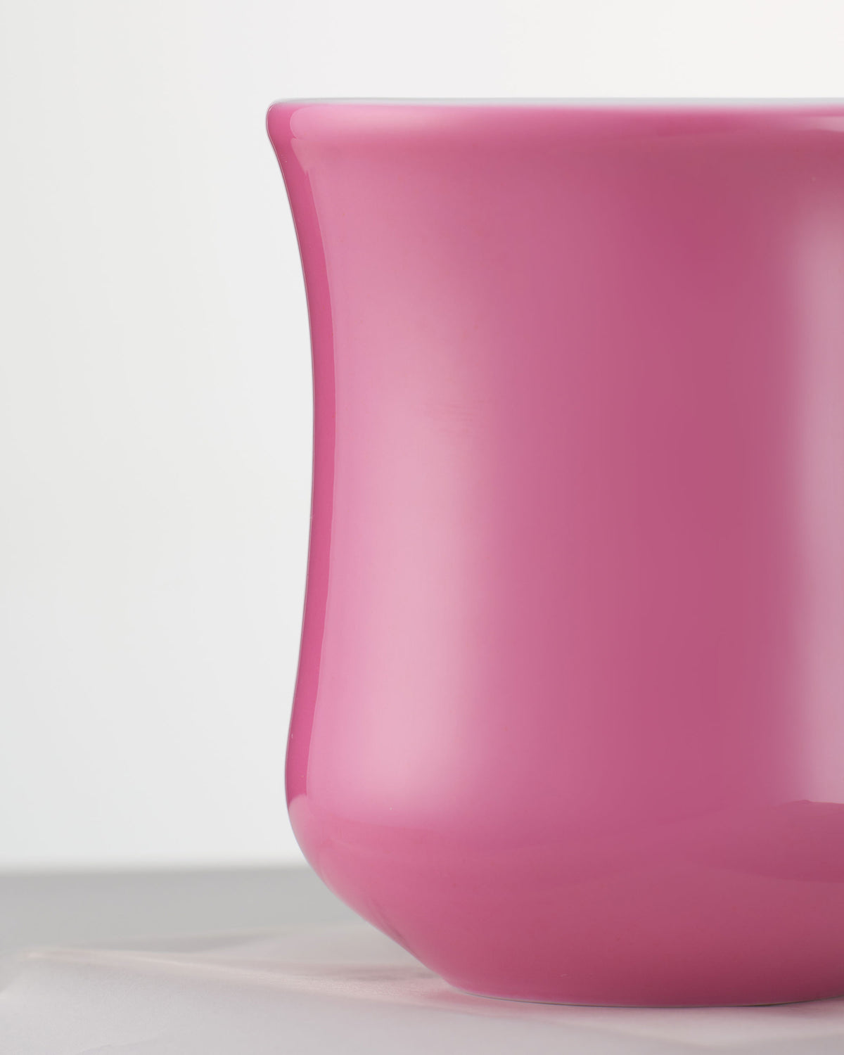 Rouge Famille Rose – Medium Sensory Coffee Cup