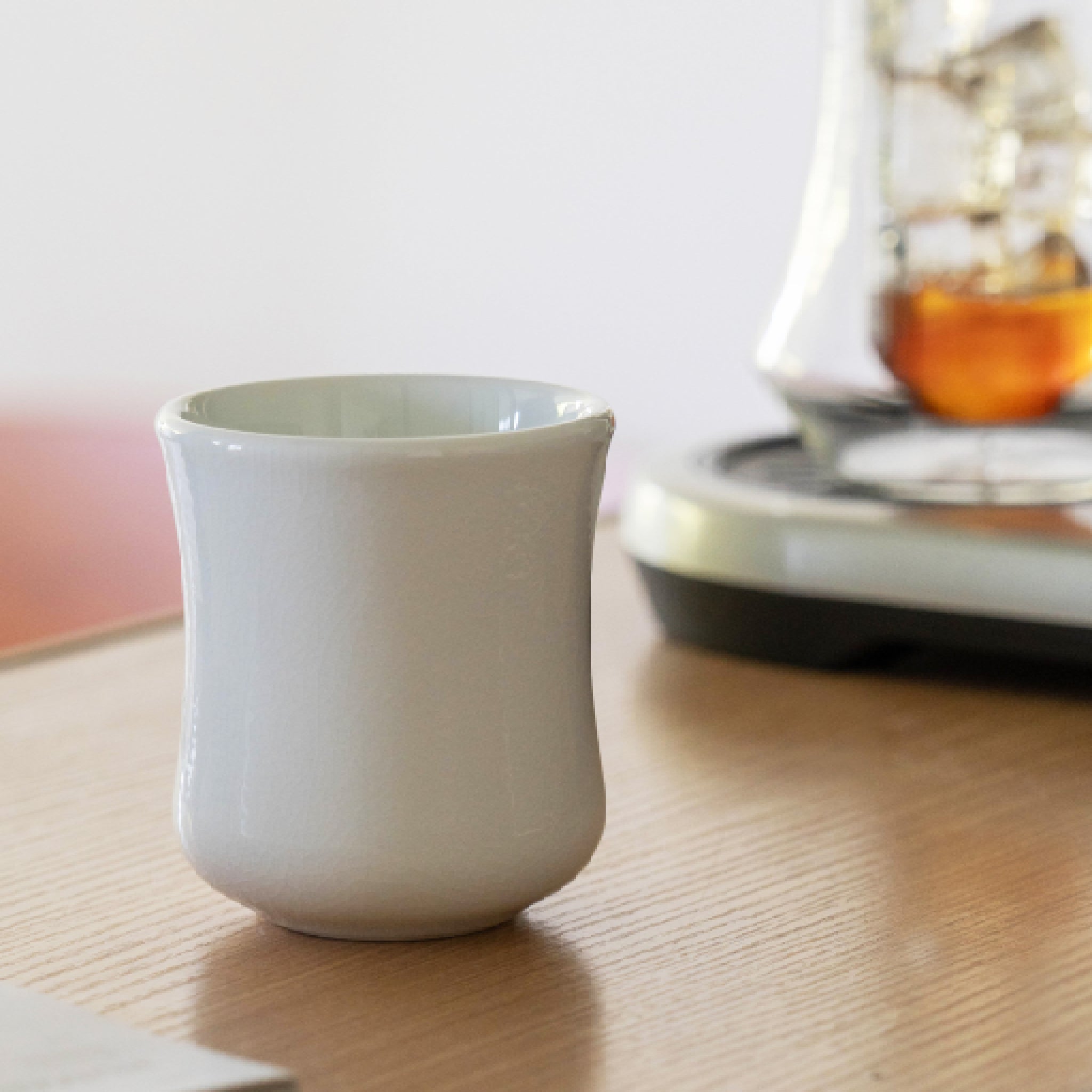 How to choose tasting cups for different coffee types (espresso vs pour-over)?