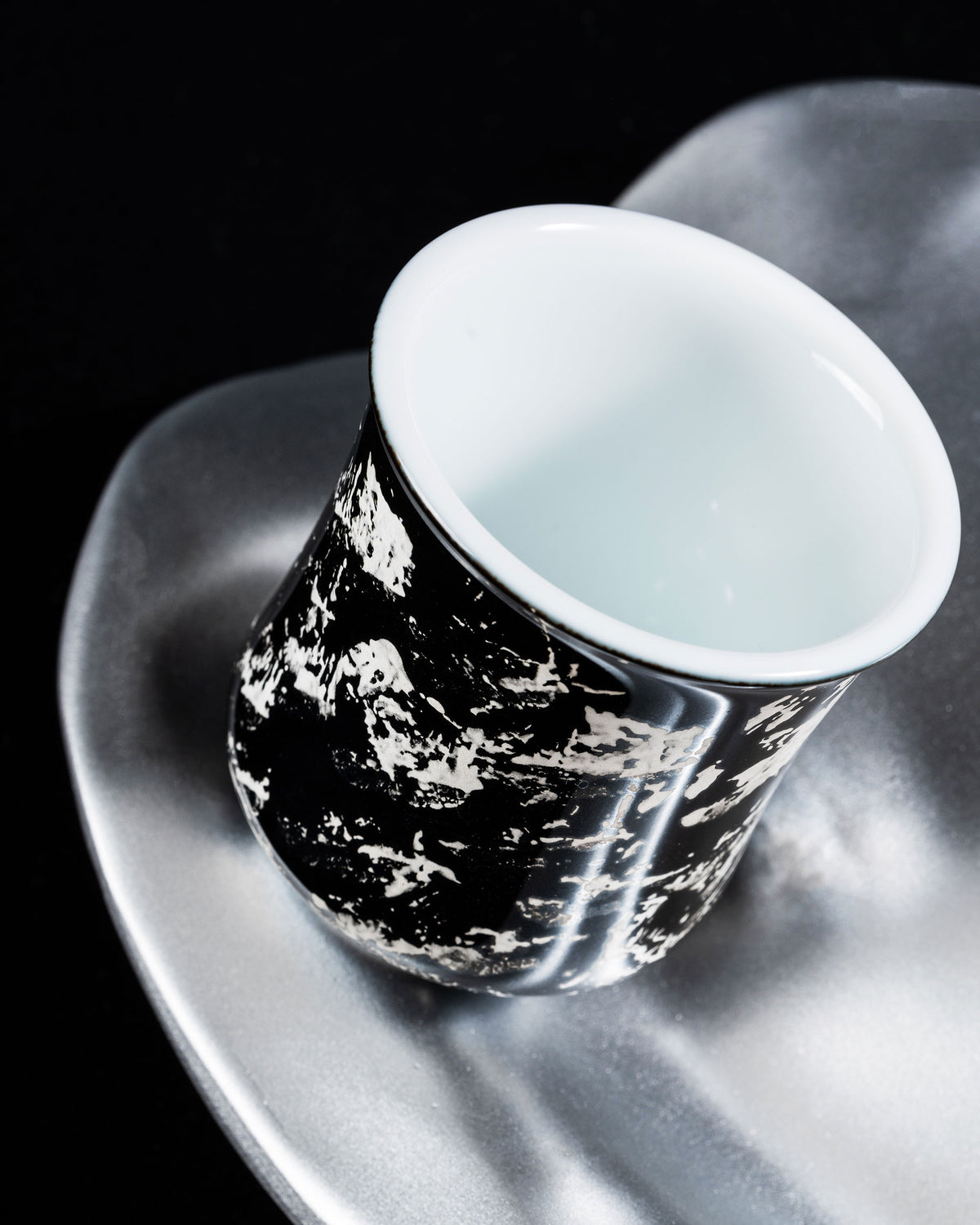 CCCLAY Liquid Silver Hand-Brushed Silver – Medium Sensory Coffee Cup