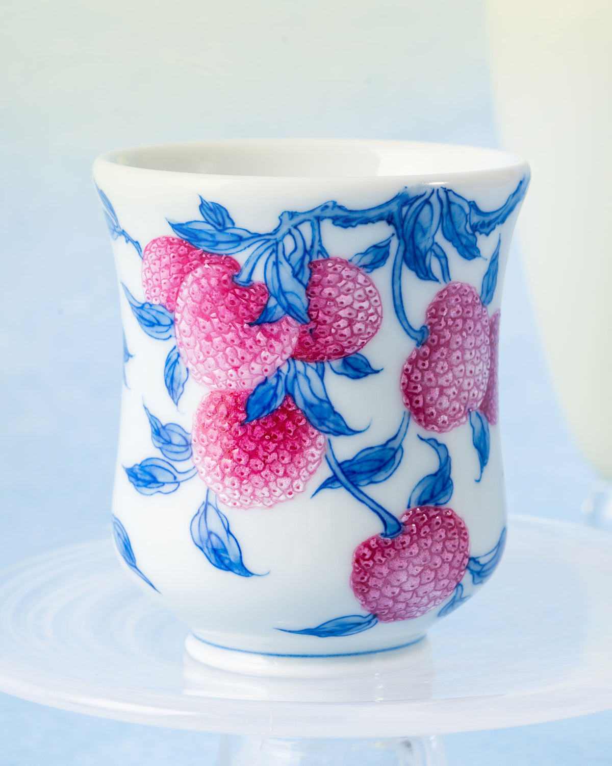 CCCLAY Lychee Blush Qinghua & Famille Rose – Medium Sensory Coffee Cup
