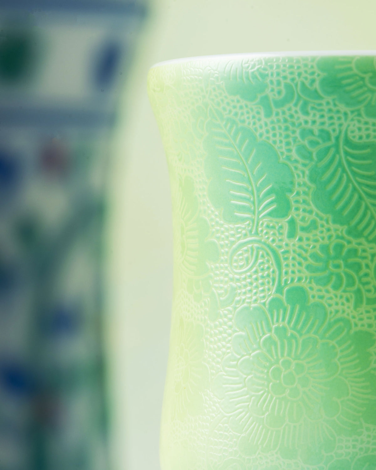 CCCLAY Mint Lace Hand-Carved – Medium Sensory Coffee Cup