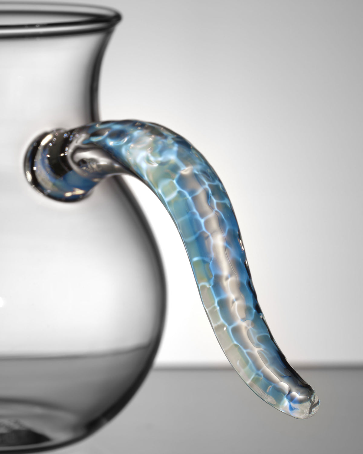 CCCLAY Ripple – 450 ml Lampworked Glass Coffee Server