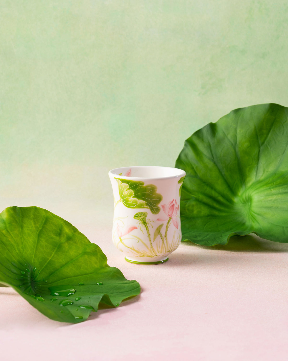 CCCLAY Summer Lotus — Medium Sensory Coffee Cup, 150 ml, hand-painted famille rose porcelain